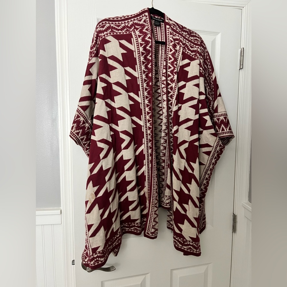 Jealous tomato poncho